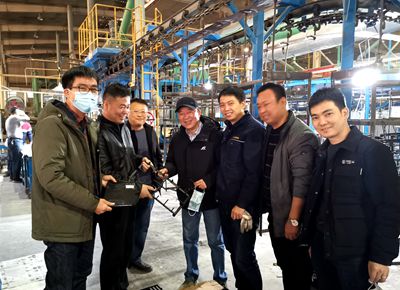 "鑄鐵搪瓷爐架及烤網靜電干粉噴涂技術”項目實驗在三廈公司開展